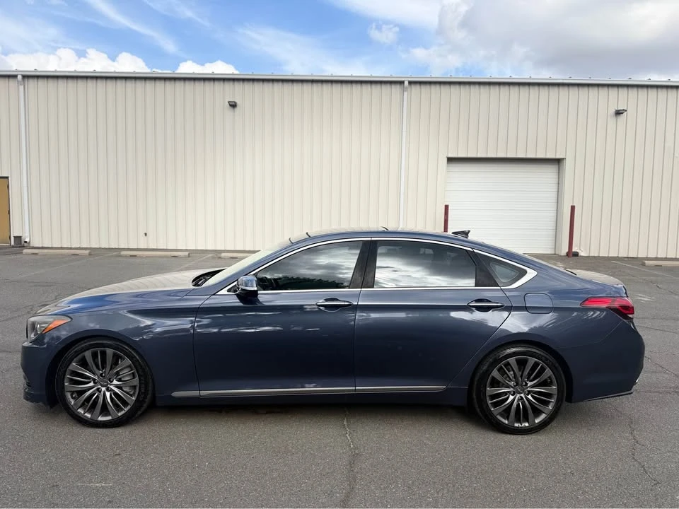 2015 Hyundai Genesis - Image 5 of 19