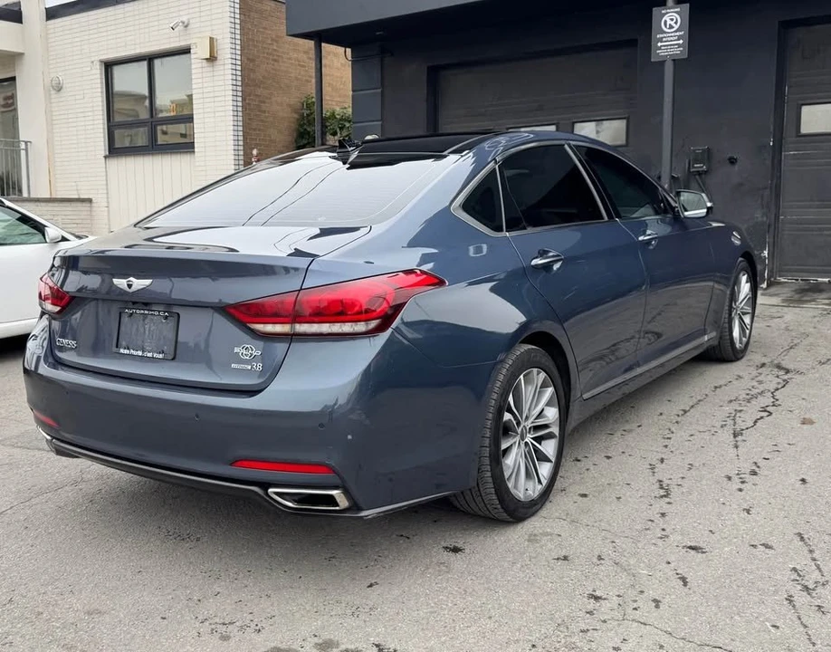 2015 Hyundai Genesis - Image 4 of 9