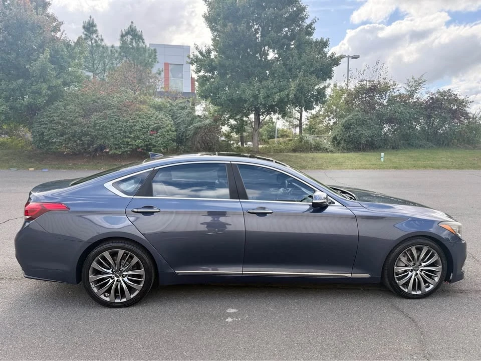 2015 Hyundai Genesis - Image 4 of 19