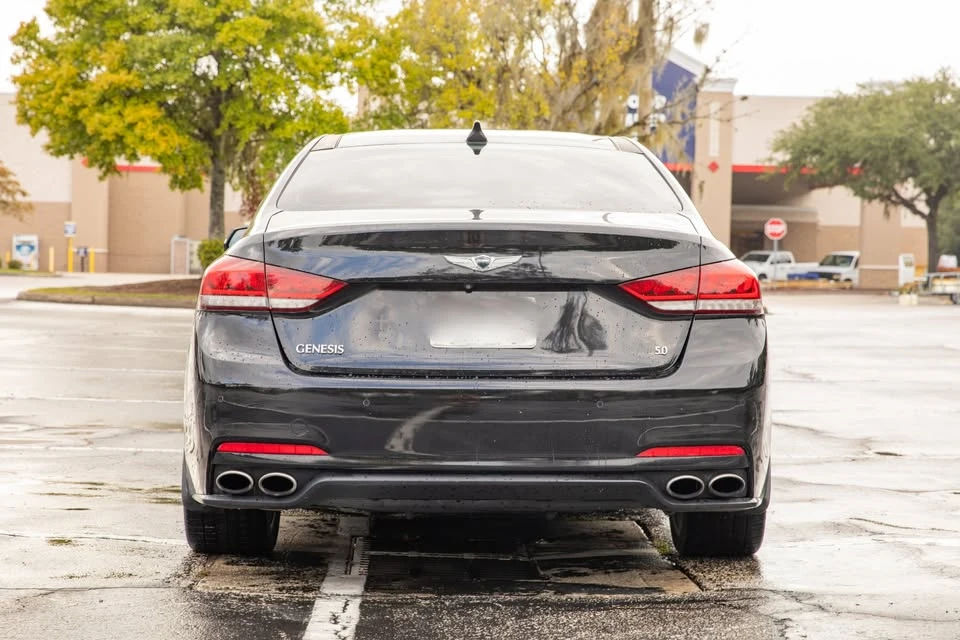 2015 Hyundai Genesis - Image 7 of 12