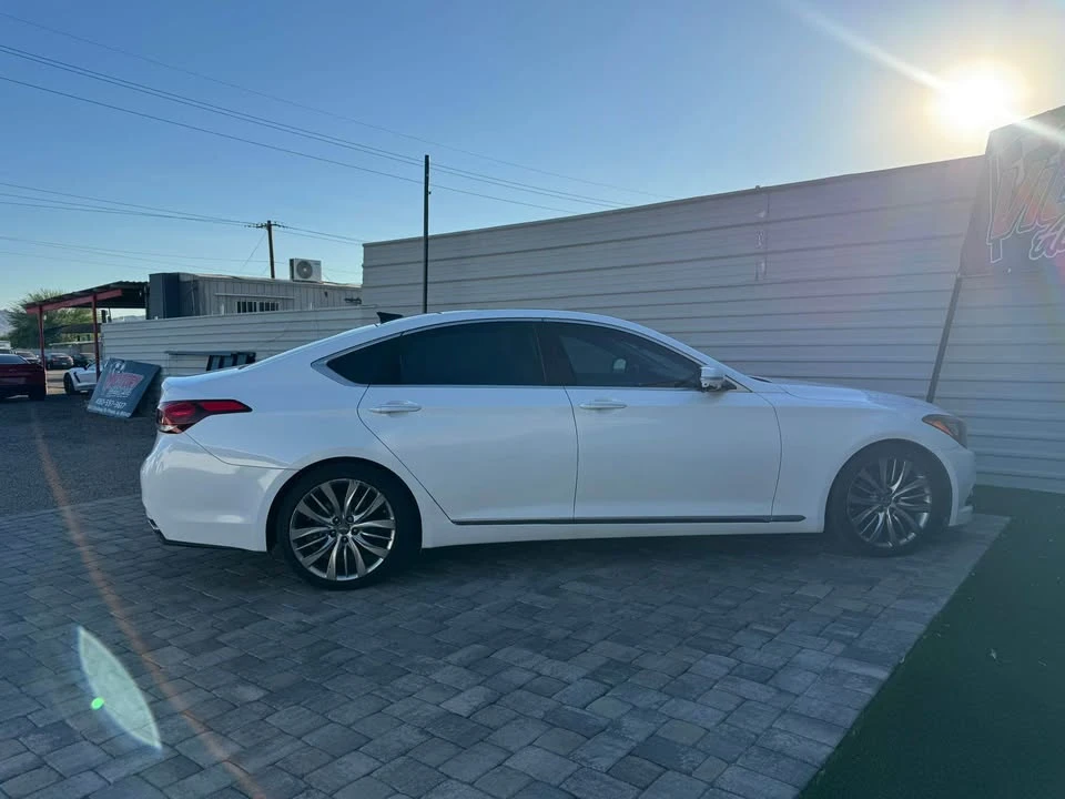 2015 Hyundai Genesis - Image 8 of 16