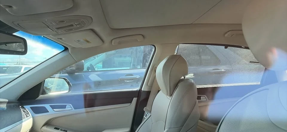 2015 Hyundai Genesis - Image 5 of 8