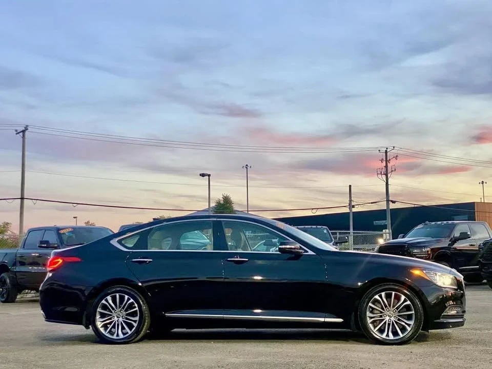 2015 Hyundai Genesis - Image 4 of 15