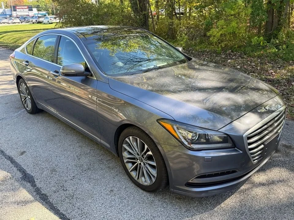 2015 Hyundai Genesis - Image 11 of 20