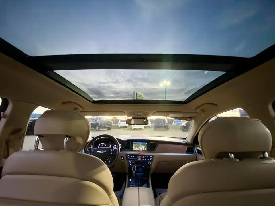2015 Hyundai Genesis - Image 15 of 15