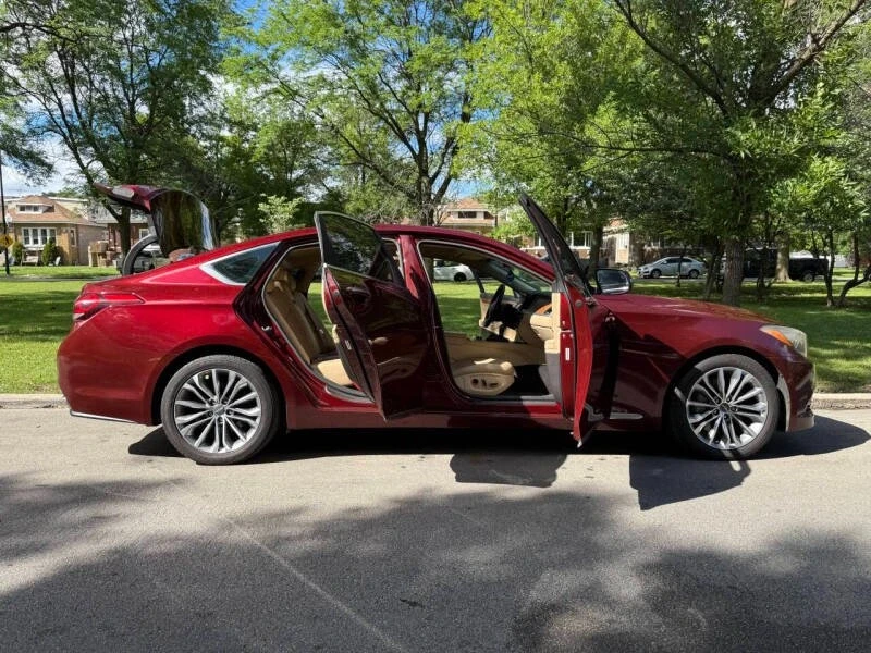 2015 Hyundai Genesis - Image 11 of 20