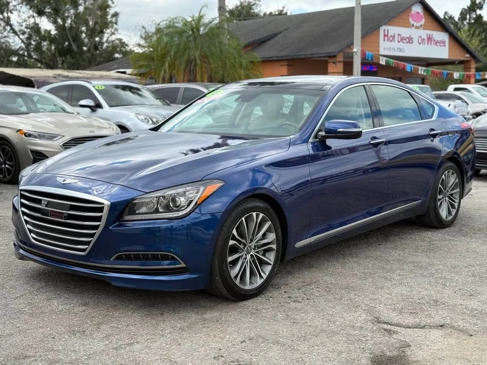 2015 Hyundai Genesis - Image 2 of 20