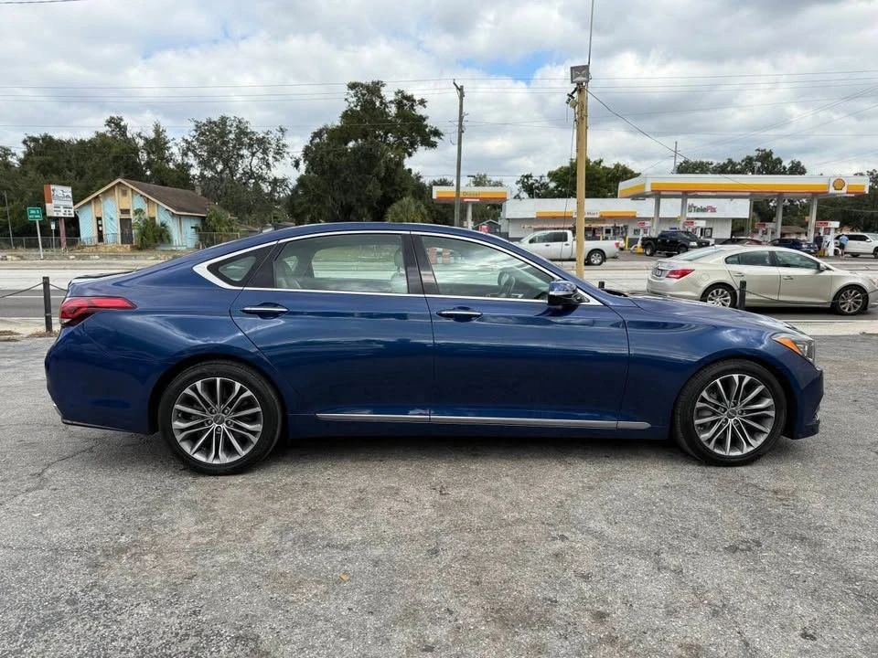 2015 Hyundai Genesis - Image 8 of 20