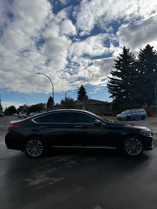 2015 Hyundai Genesis - Image 5 of 14