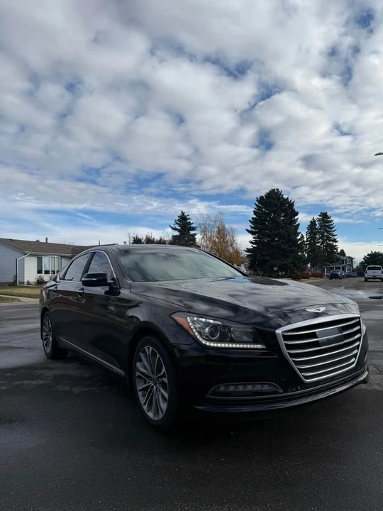 2015 Hyundai Genesis - Image 2 of 14
