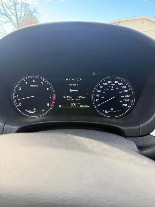 2015 Hyundai Genesis - Image 13 of 14