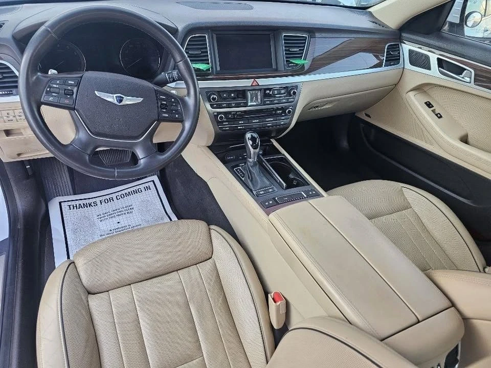 2015 Hyundai Genesis - Image 16 of 20