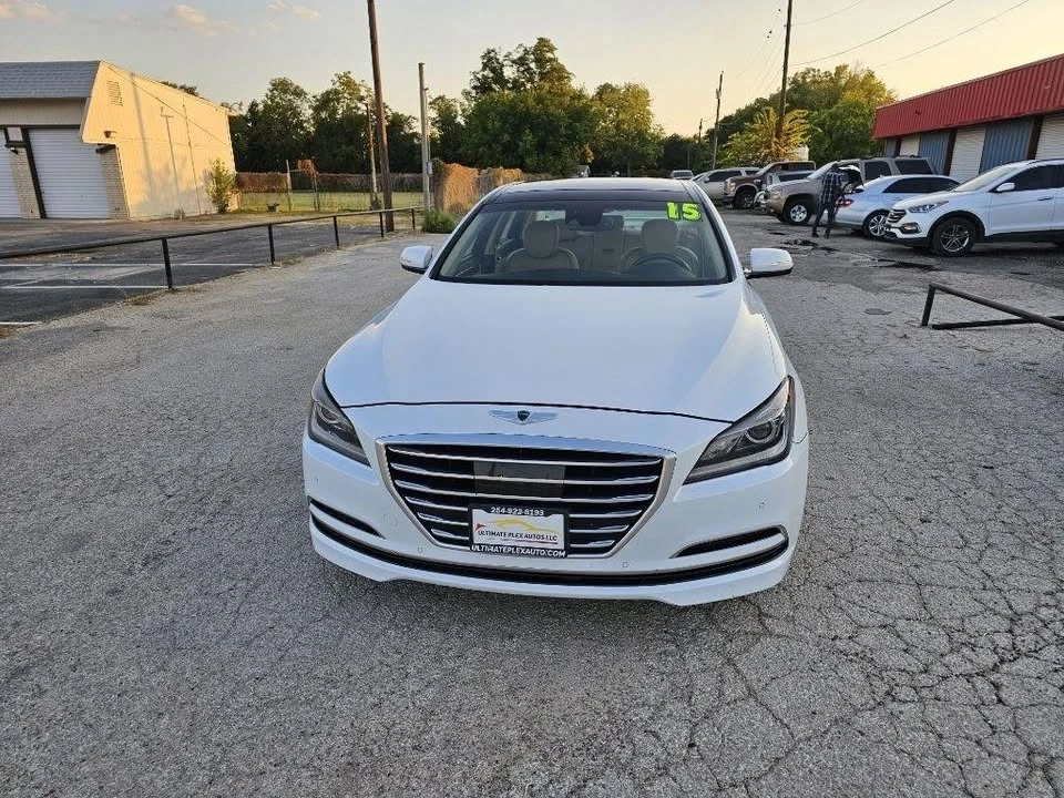 2015 Hyundai Genesis - Image 10 of 20