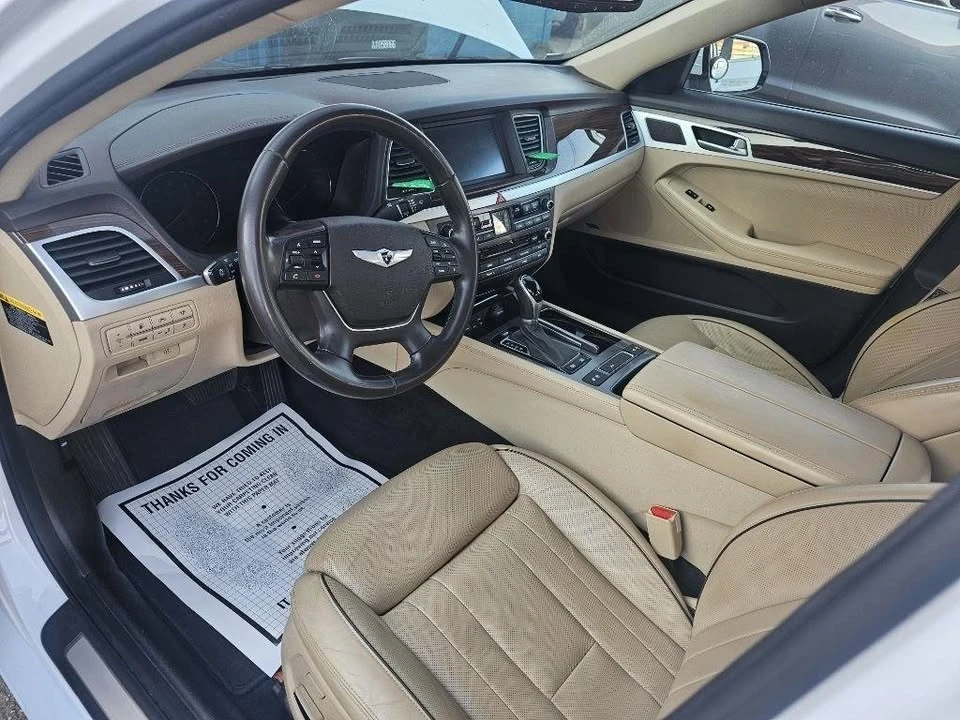 2015 Hyundai Genesis - Image 19 of 20