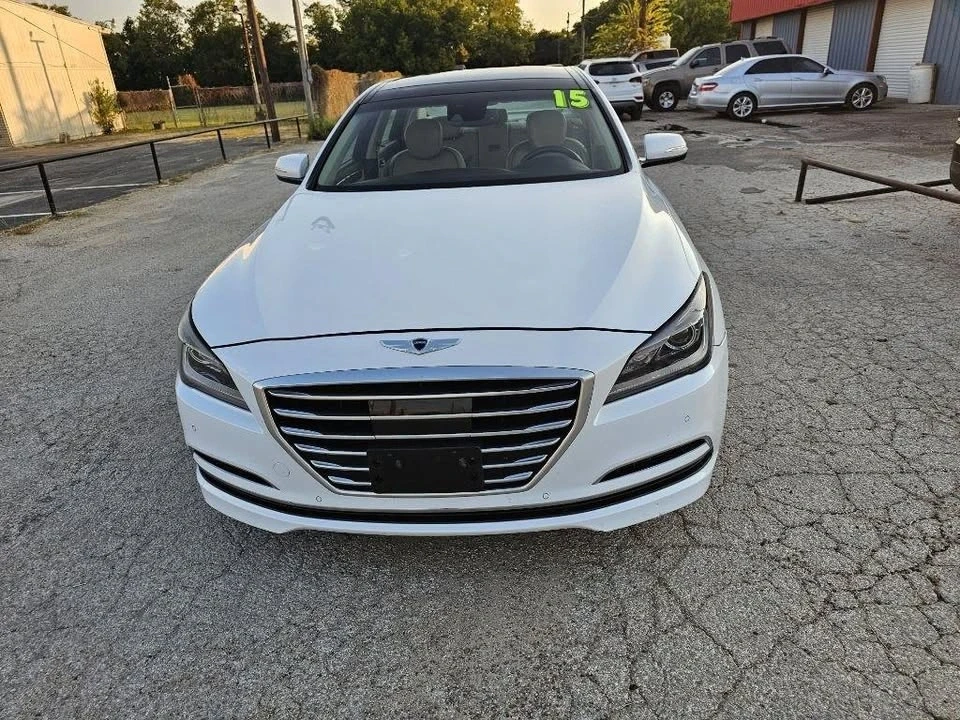 2015 Hyundai Genesis - Image 8 of 20