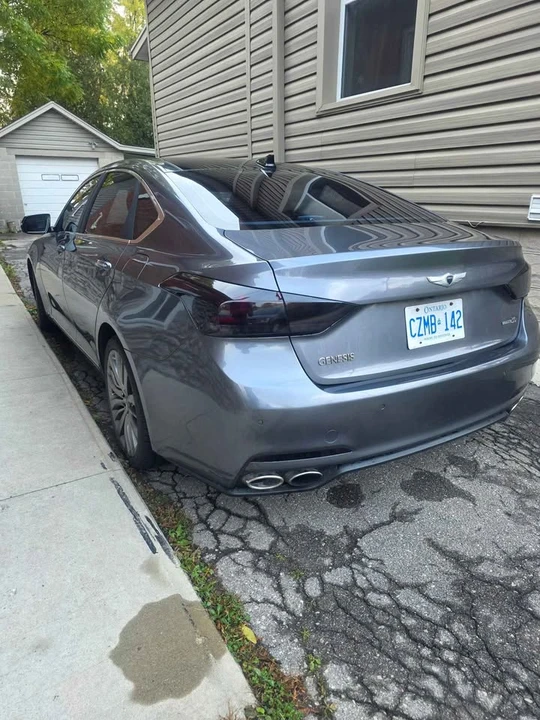 2015 Hyundai Genesis - Image 2 of 5