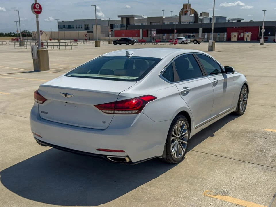 2015 Hyundai Genesis - Image 6 of 16