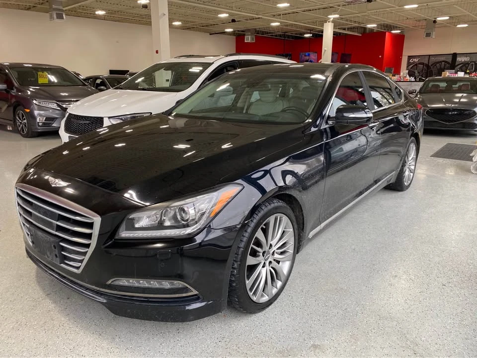 2015 Hyundai Genesis - Image 2 of 10
