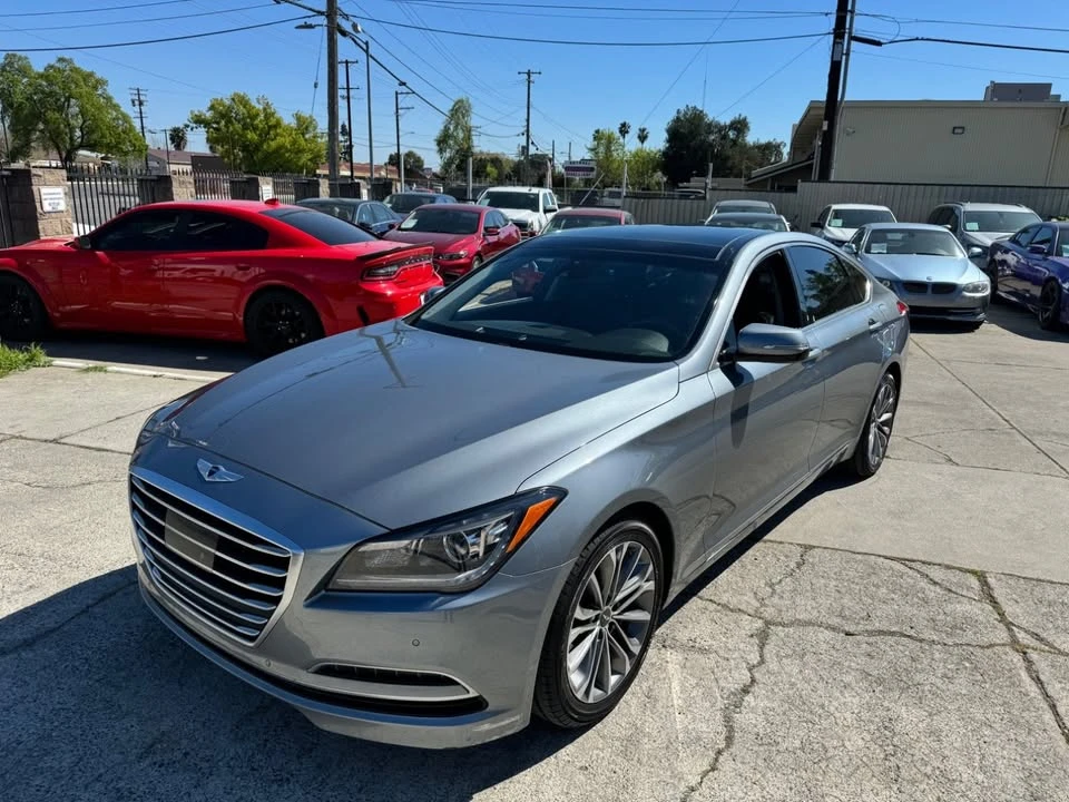 2015 Hyundai Genesis - Image 2 of 19