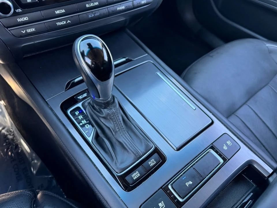 2015 Hyundai Genesis - Image 19 of 19