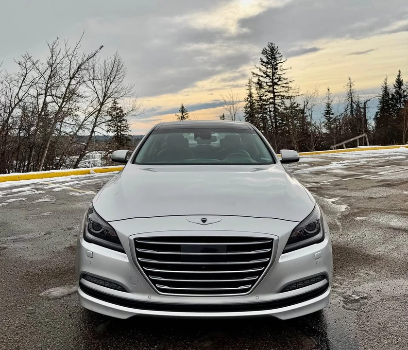 2015 Hyundai Genesis - Image 13 of 20