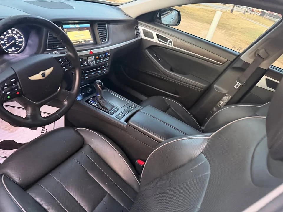 2015 Hyundai Genesis - Image 3 of 19