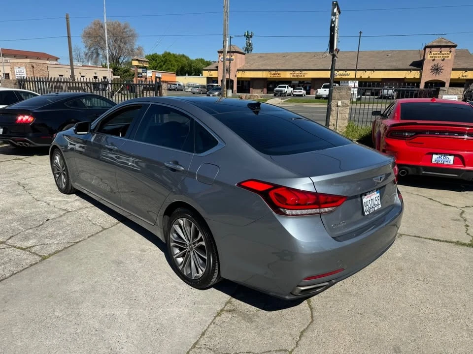 2015 Hyundai Genesis - Image 8 of 19