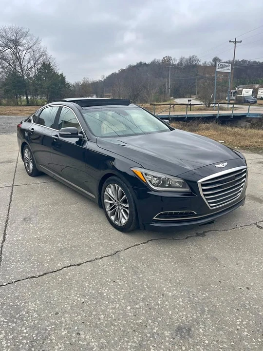 2015 Hyundai Genesis - Image 2 of 17