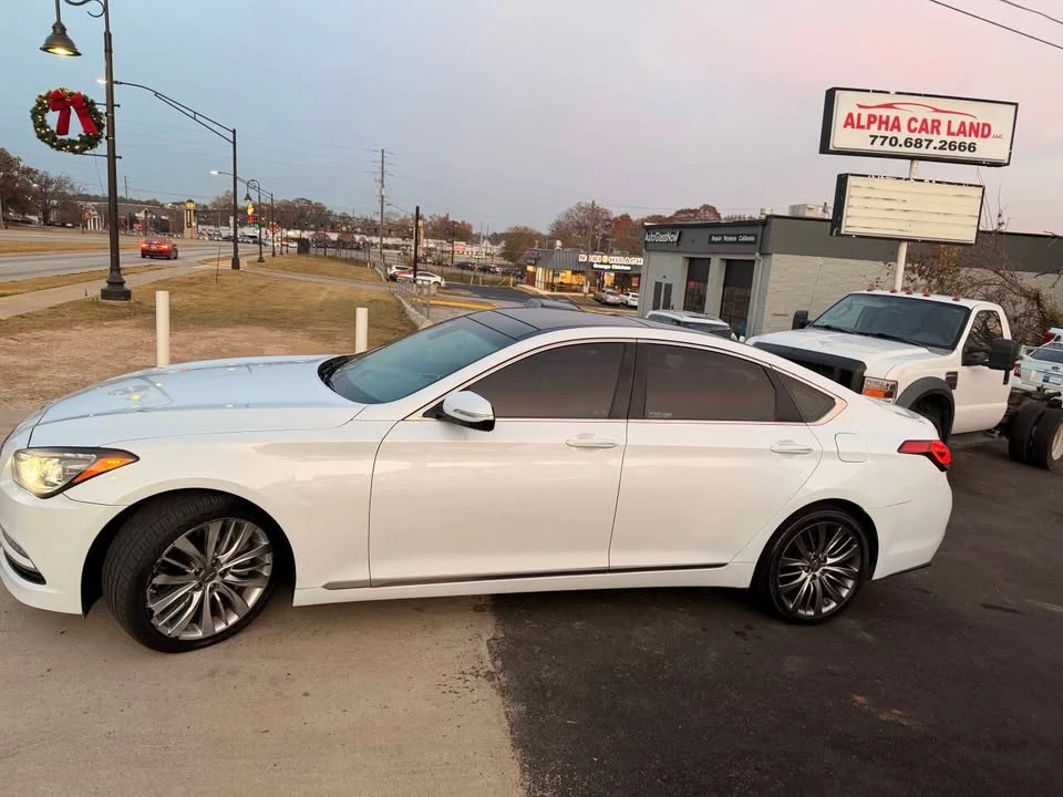 2015 Hyundai Genesis - Image 7 of 19