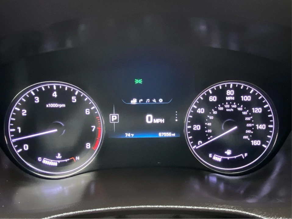 2015 Hyundai Genesis - Image 15 of 19