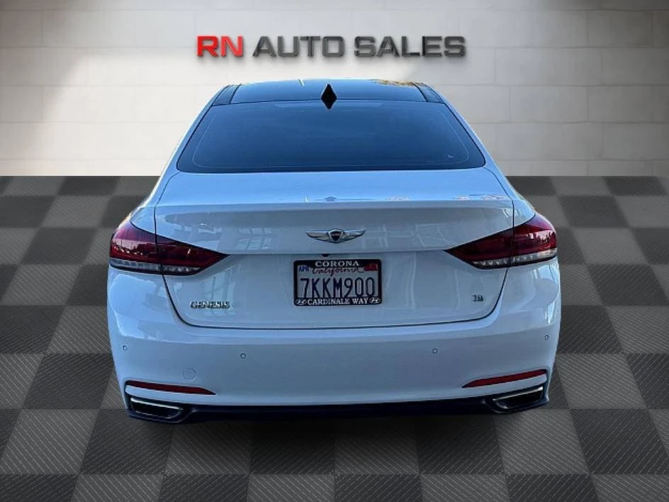 2015 Hyundai Genesis - Image 6 of 19