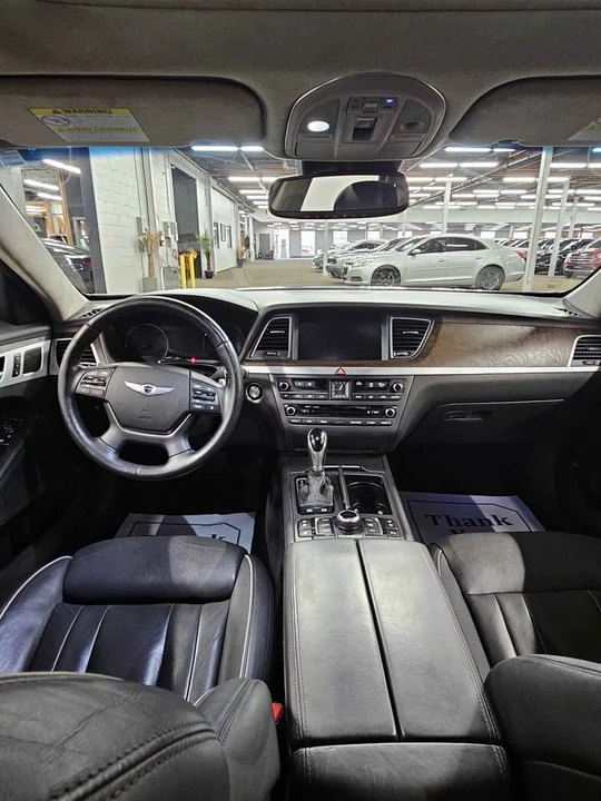 2015 Hyundai Genesis - Image 10 of 12