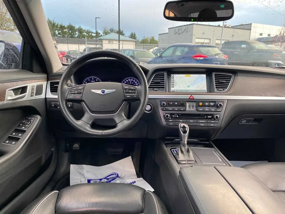 2015 Hyundai Genesis - Image 5 of 13