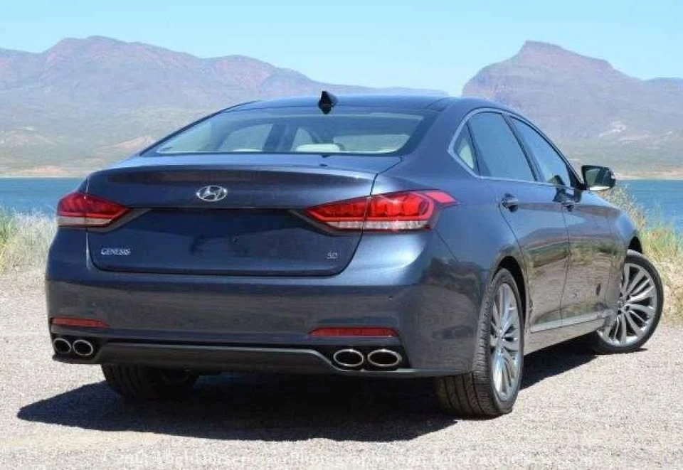 2015 Hyundai Genesis - Image 13 of 13