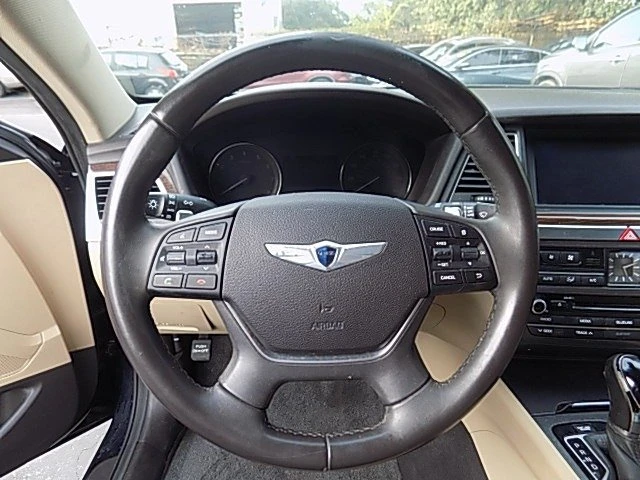 2015 Hyundai Genesis - Image 17 of 17