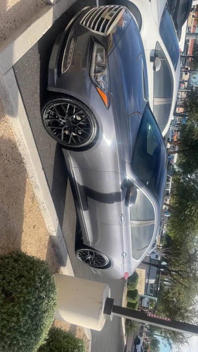 2015 Hyundai Genesis - Image 2 of 3