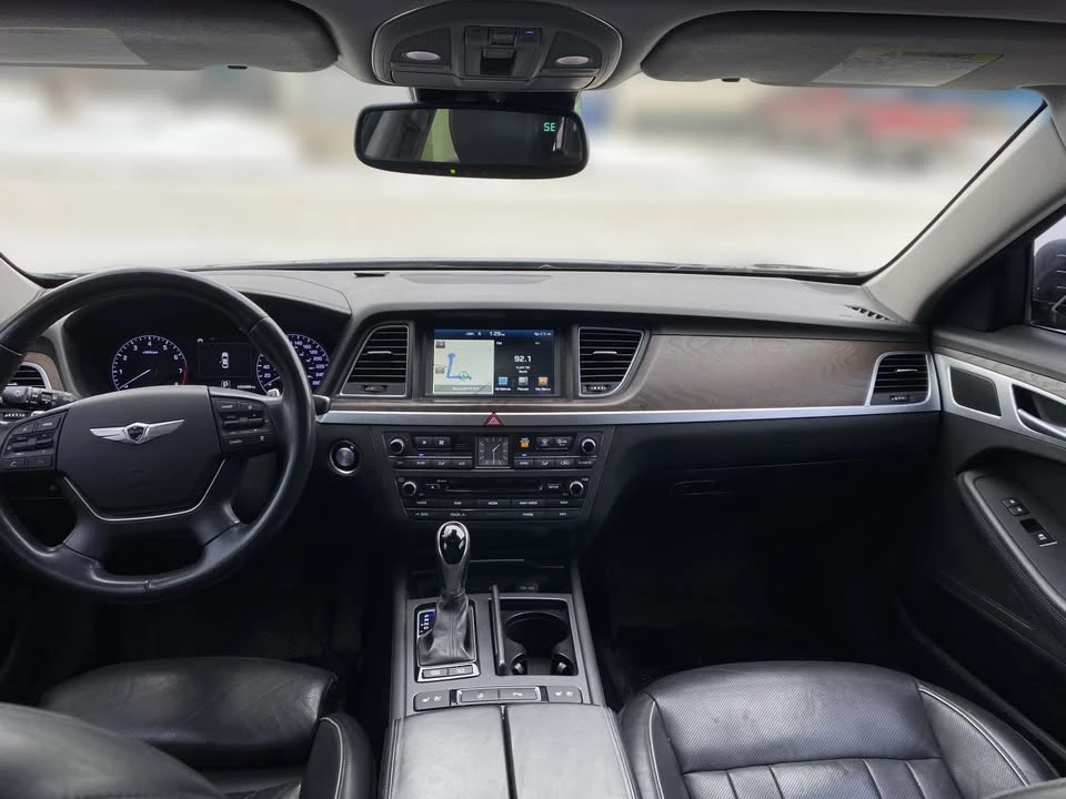 2015 Hyundai Genesis - Image 10 of 20
