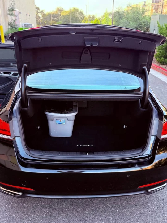 2015 Hyundai Genesis - Image 7 of 19