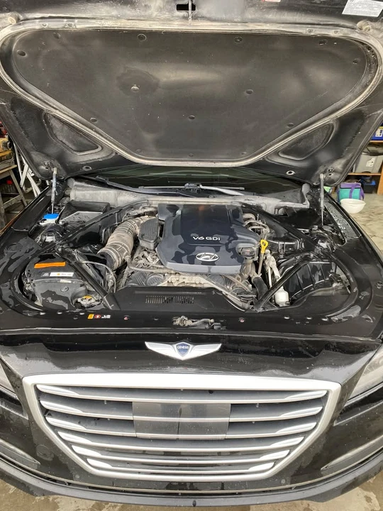 2015 Hyundai Genesis - Image 7 of 20