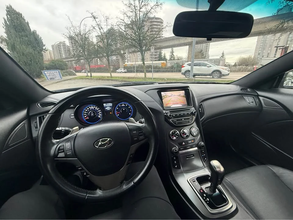 2015 Hyundai Genesis - Image 16 of 16