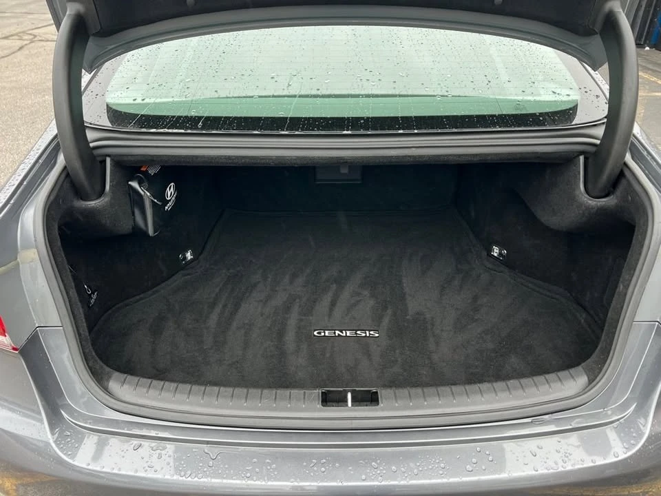 2015 Hyundai Genesis - Image 7 of 20