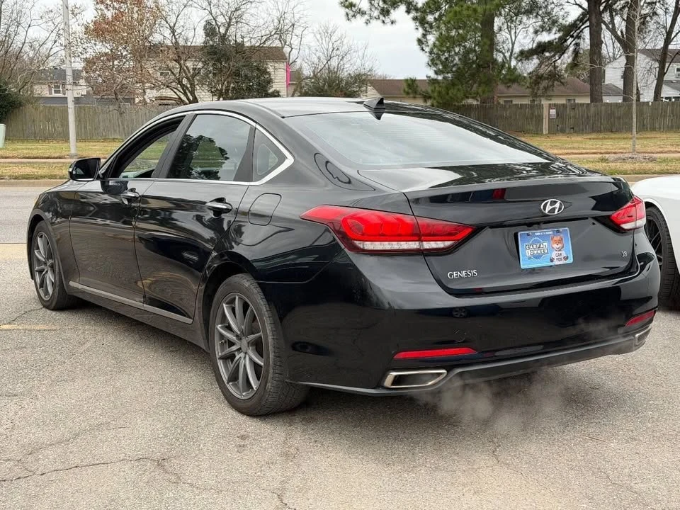 2015 Hyundai Genesis - Image 6 of 20