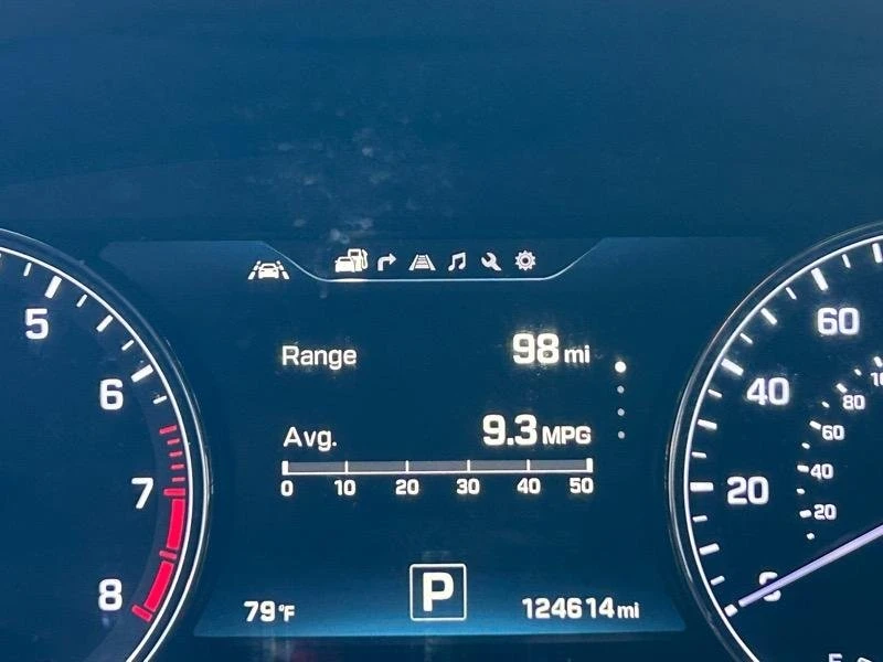 2015 Hyundai Genesis - Image 9 of 20