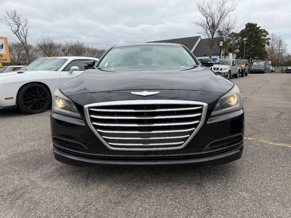 2015 Hyundai Genesis - Image 2 of 20