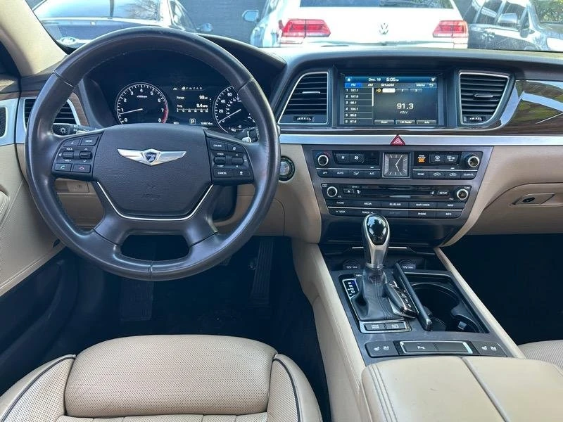2015 Hyundai Genesis - Image 7 of 20
