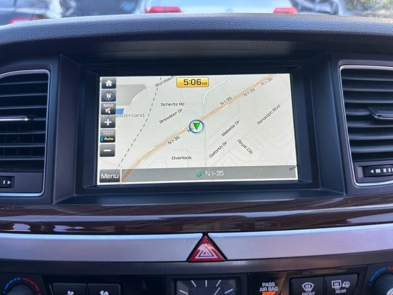 2015 Hyundai Genesis - Image 13 of 20