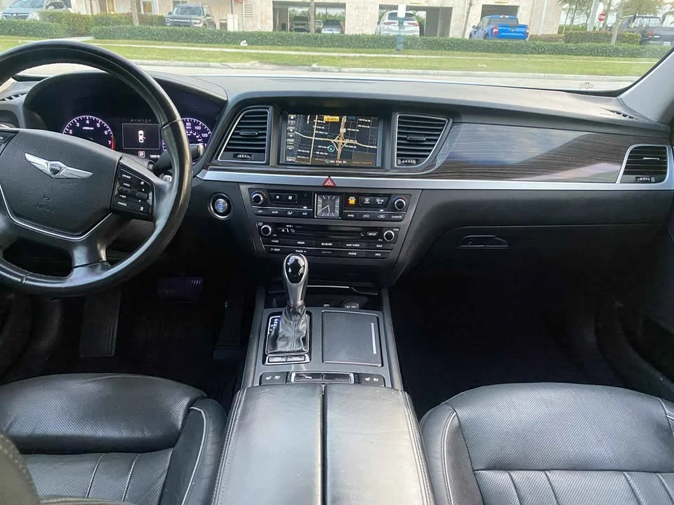 2015 Hyundai Genesis - Image 12 of 13