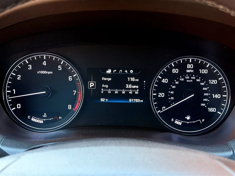 2015 Hyundai Genesis - Image 14 of 19