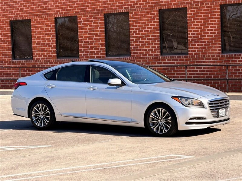 2015 Hyundai Genesis - Image 8 of 19