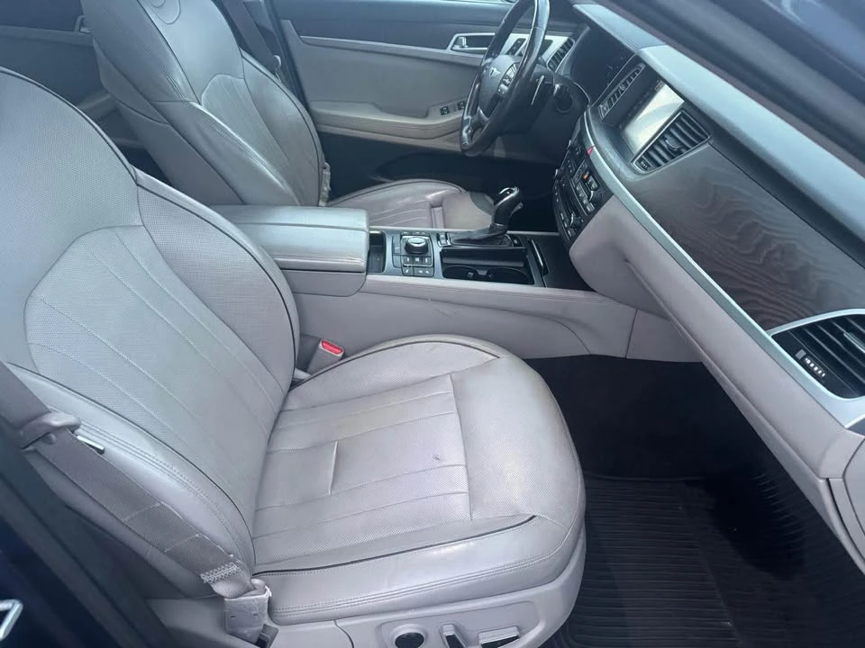 2015 Hyundai Genesis - Image 20 of 20